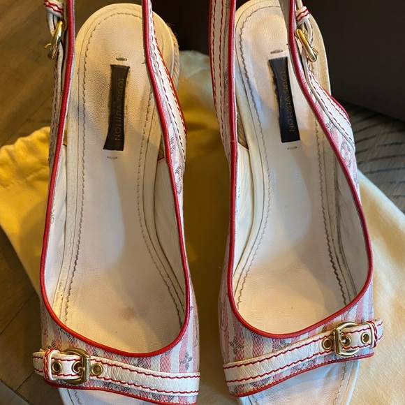 Authentic Louis Vuitton Anemone Wedge size 38 - Picture 1 of 7